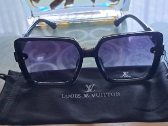 Sunglasses 😎