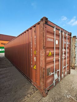 40ft Wind & Water Tight Shipping Containers For Sale
