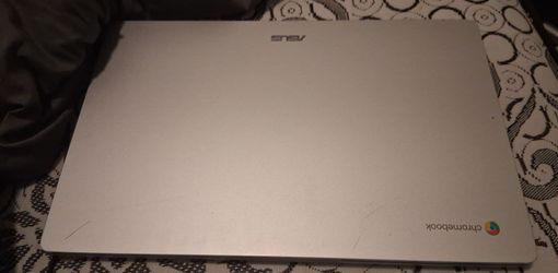 Chrome laptop basically new dont need it