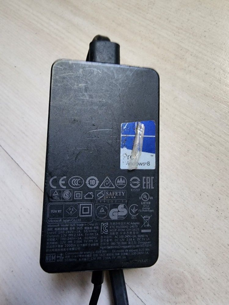 Microsoft Surface Charger