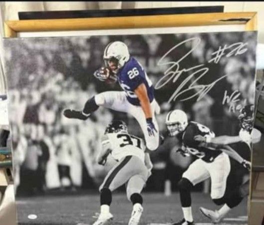 Saquon Barkley Autographed Canvas JSA Authenticated Penn State
