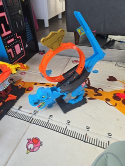 Hot Wheels Track