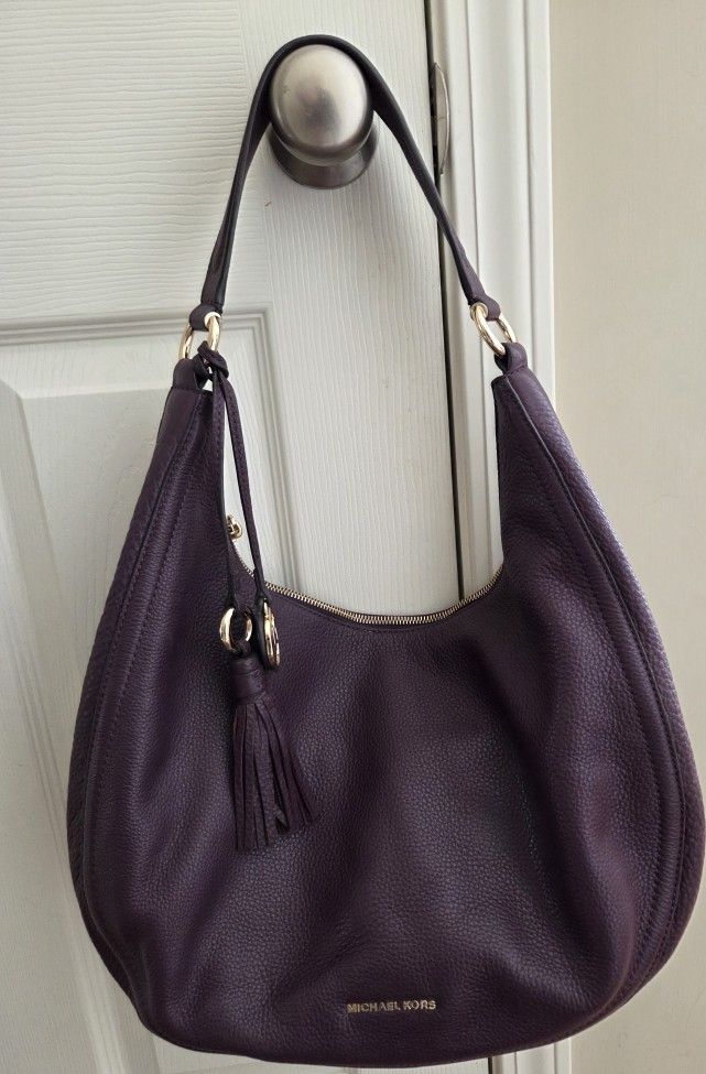 Michael Kors Handbag/Purse
