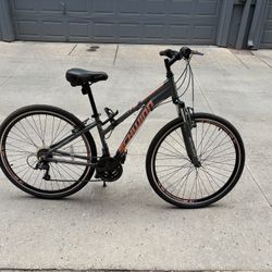 Schwinn Women’s GTX3 Bicycle