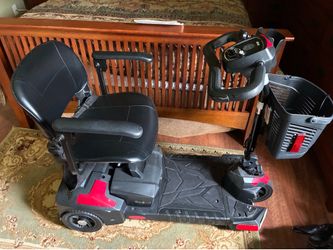 Pride Scout 3 wheel Power Scooter