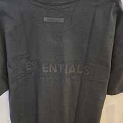 Essentials Shirt 