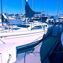 1994 Hunter 29.5 Sailboat
