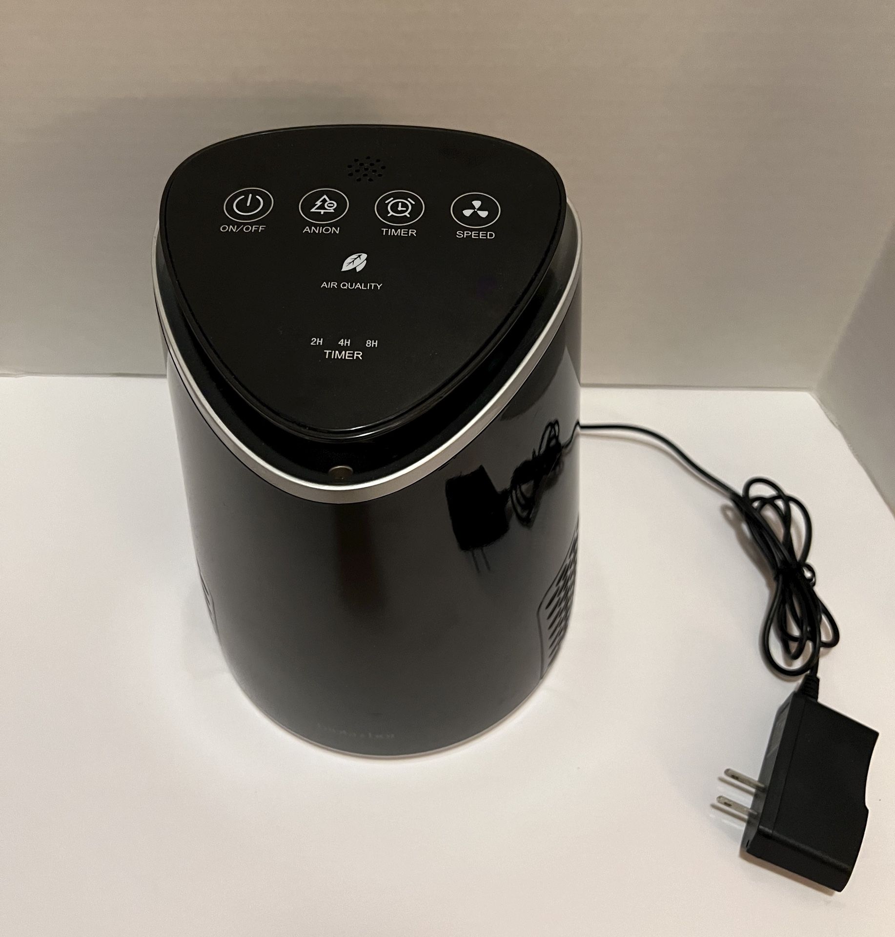 Biota Bot Premium Desktop Air Purifier MM108