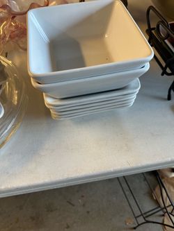 Serving bowls