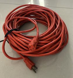 Extension cord 100ft