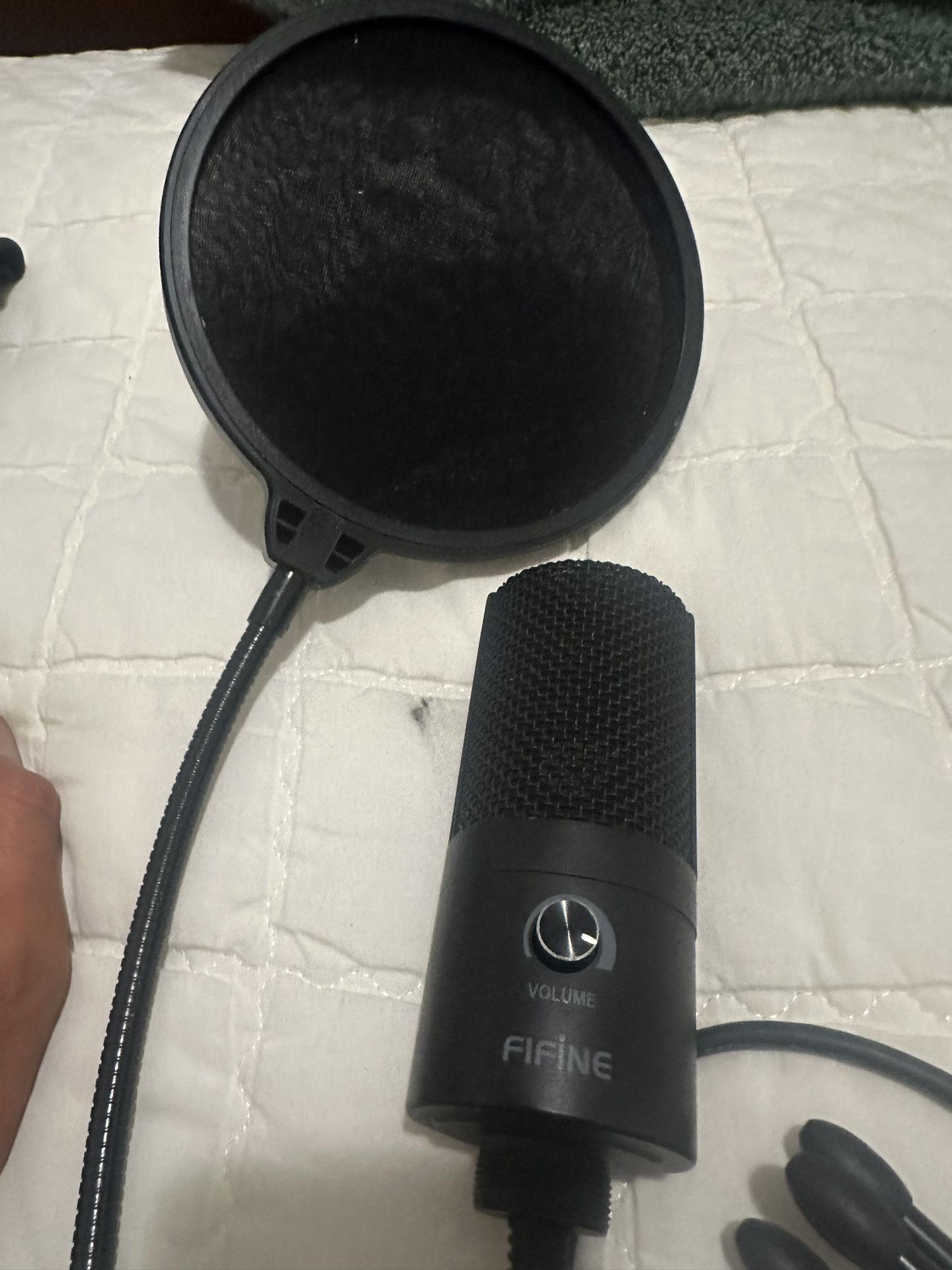 Microphone