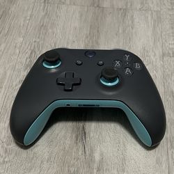 Xbox One controller