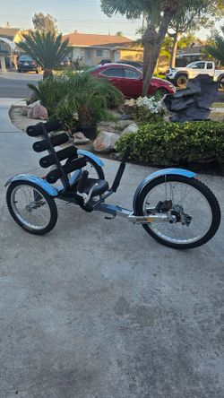 Mobo Triton  3 Wheel Cruiser
