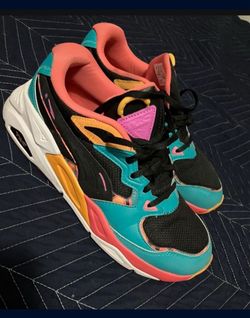 $45, Women’s sneakers size 9.5