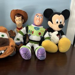 4 Disney Stuffed Animals