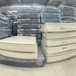 Brand New mattresses with Boxsprings