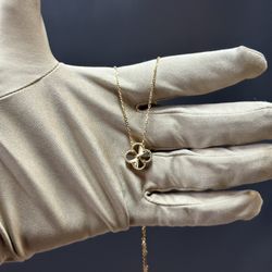 Van Cleef & Arpels Vintage Alhambra Pendant 