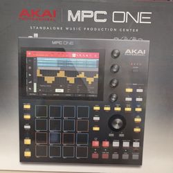 Akai MPC One in box mp3