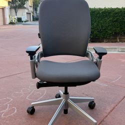 Steelcase Leap v2 $250