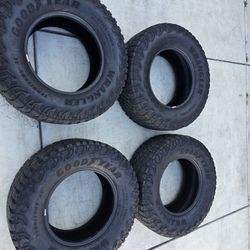 Goodyear Wrangler Territory At Lt325/65r18