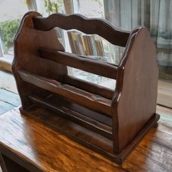 A Collectible Vintage 1970s Rustic/Primitive Pine Wood Magazine Rack