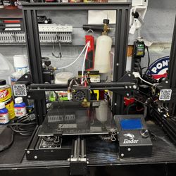 2 Ender 3d Printers