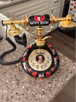 Danbury Mint Betty Boop phone
