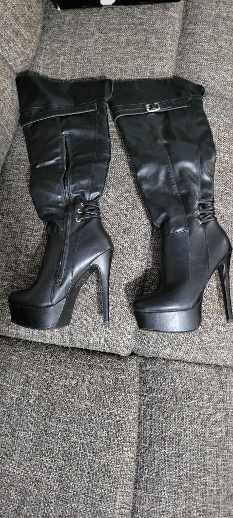 Black Stilleto Boots