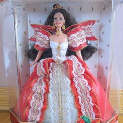 RARE 1997  HAPPY HOLIDAYS BARBIE