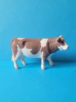 Schleich Cow Brown & White Farm Animals 2015 Am Limes 69 D-73527.