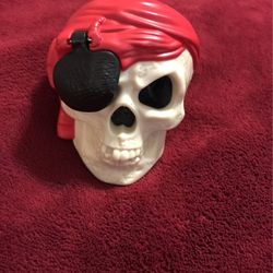 2006 McDonald's Happy Meal PIRATES OF THE CARIBBEAN THE AYE BALL COLLECTIBLE