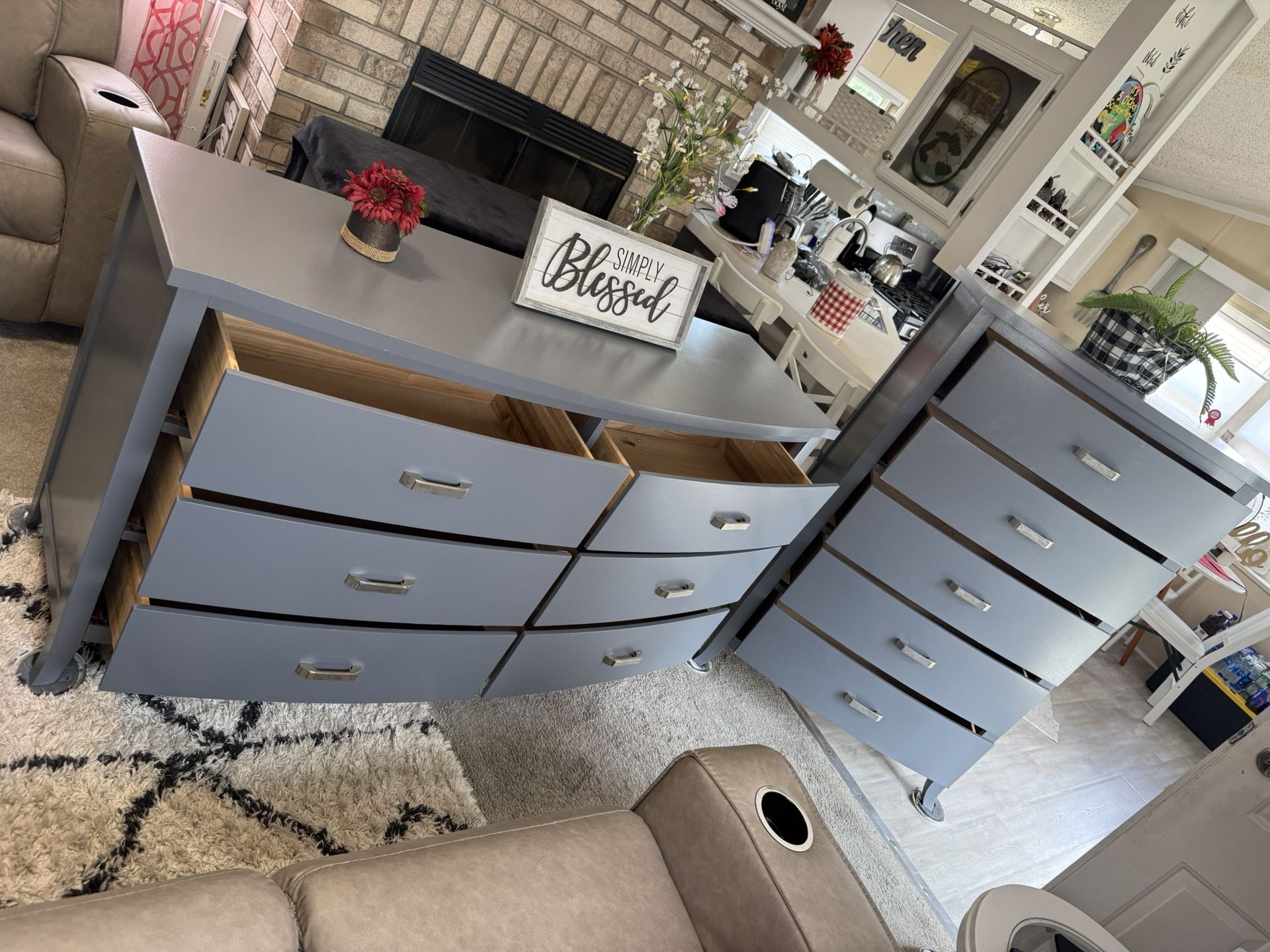 ✨✨GORGEOUS GRAY BIG GRAY BEDROOM SET✨✨
