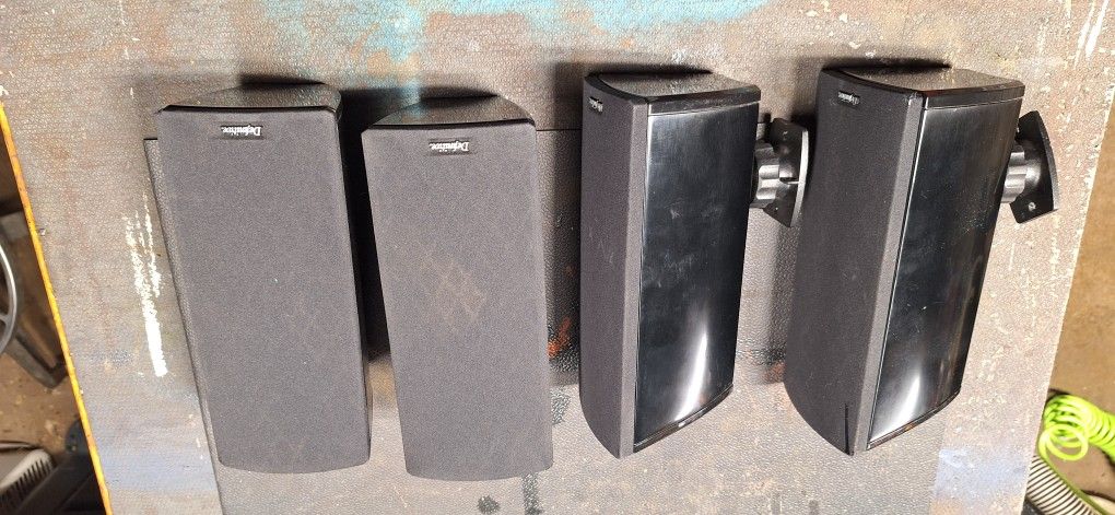 4 Definitive Technology Mythos Gem Speakers