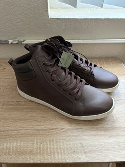 New Men Boots Size 12