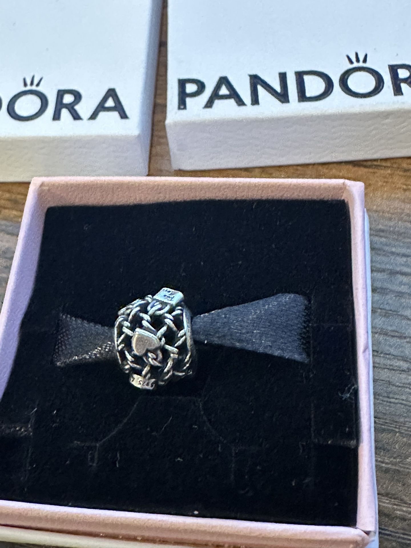 Pandora
