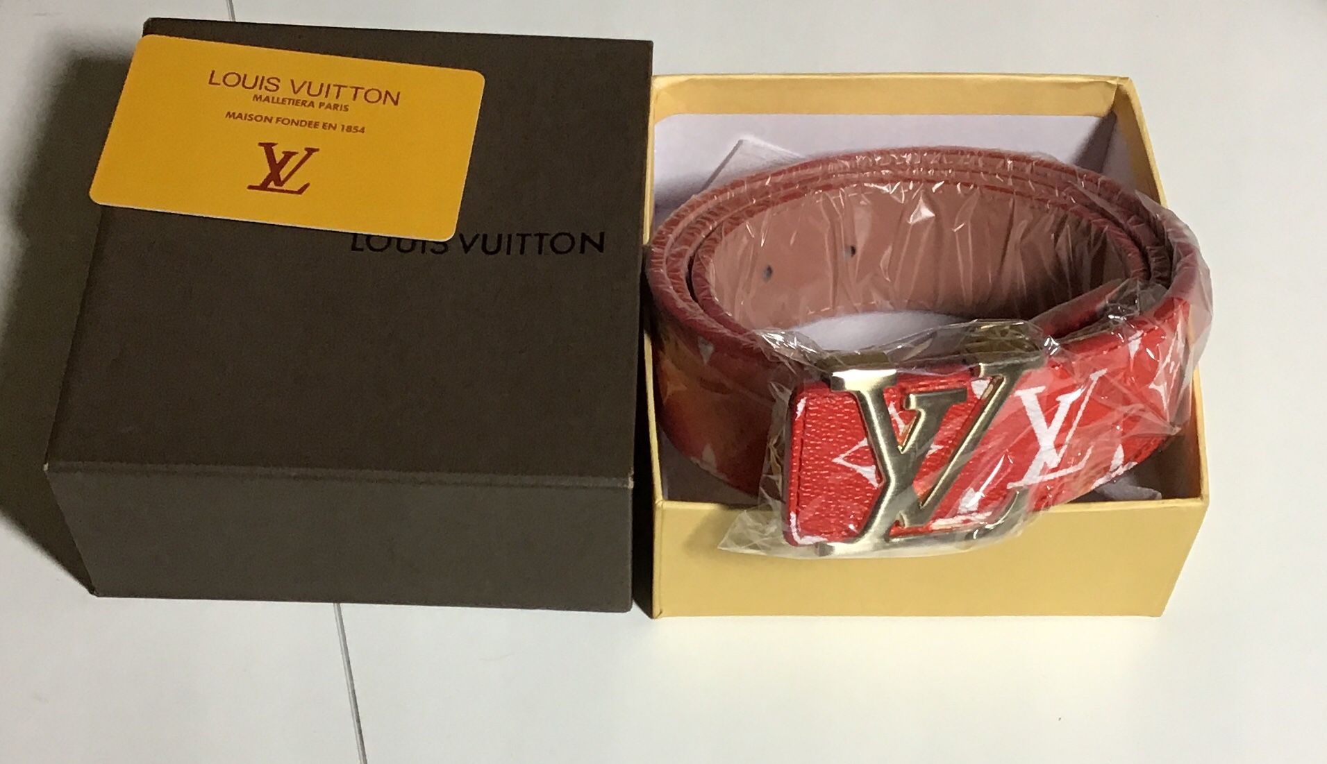 Louis Vuitton X Supreme Belt