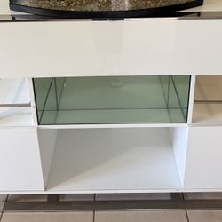 Modern White Lacquer Storage Cabinet with Mirror Display