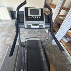 NordicTrack X9i Treadmill 