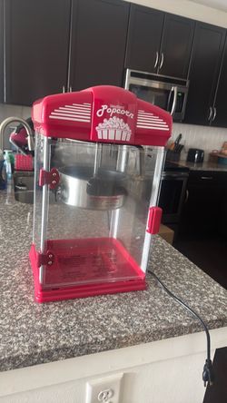 Westbend Vintage-Style Popcorn Machine with 8-Ounce Kettle - Red