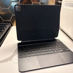 Apple Magic Keyboard for iPad Pro M4 13-inch