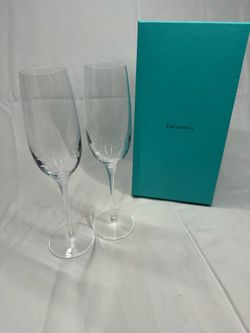 Verifiable Tiffany & Co champagne glasses