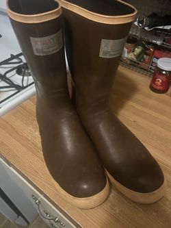 X-Tara TUFF deck boots size 12