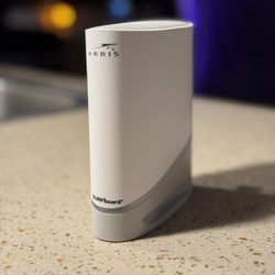 S33 SURFboard® DOCSIS® 3.1 Cable Modem