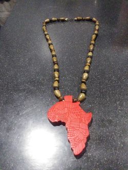 Red Africa 🌍Medallion With TigerEye 🐅Glass Beads