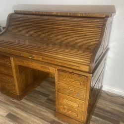 Beautiful Antique Tiger Oak Raised Paneled S Curve Roll Top Desk