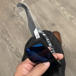 Sunglasses  😎  $25  NEW!!