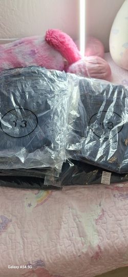 Capri jeans woman size 13, new.
