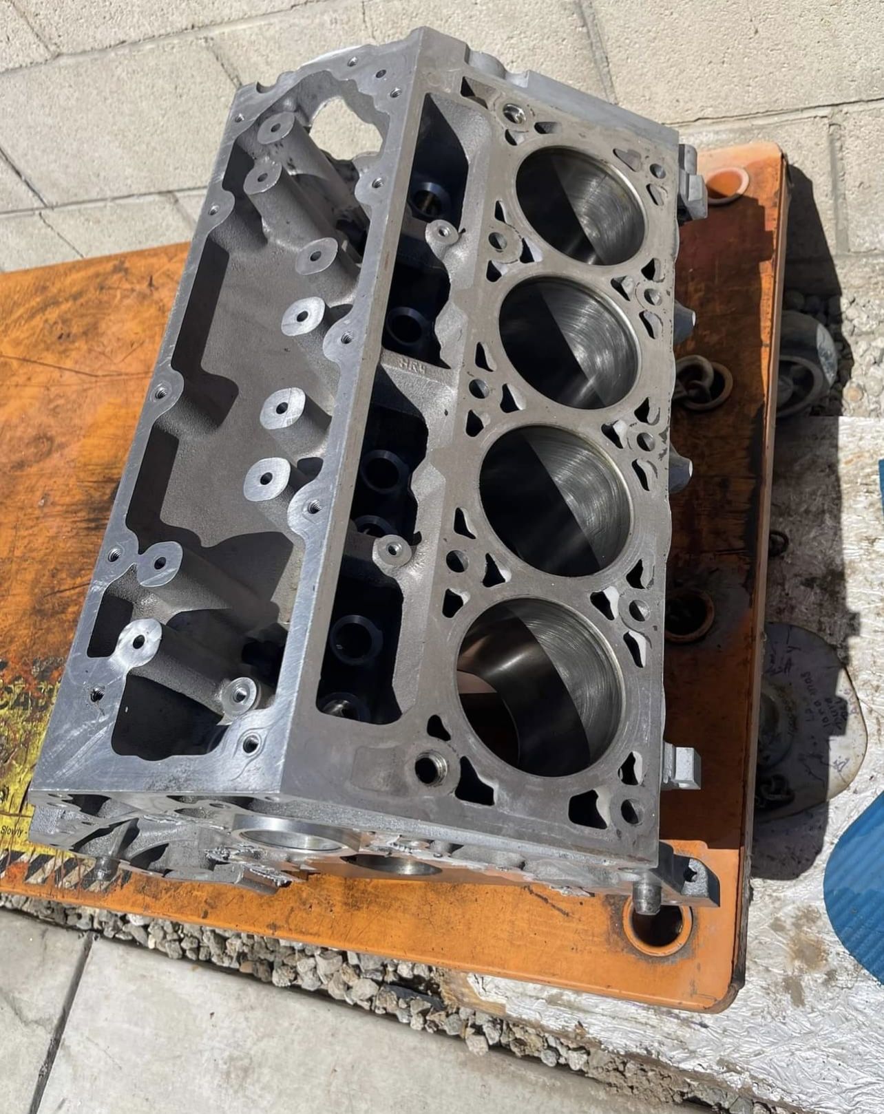 5.3 L Chevy Block for Sale in Bakersfield, CA OfferUp