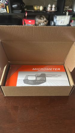 Digital Micrometer Electronic Outside Thickness Measuring Gauge Large LCD Display in/mm Conversion 0-25mm Range 0.001mm Resolution