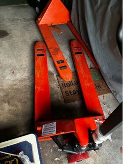 Pallet jack
